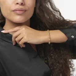 Bracelet Diona Maille Boule Or Jaune 10 Bracelet Diona Maille Boule Or Jaune -Garmin Soldes B3BFJW001R model0