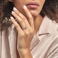 Bague Or Blanc Uxellus Oxyde De Zirconium 12 Bague Or Blanc Uxellus Oxyde De Zirconium -Garmin Soldes B3DFBZW0QP model0