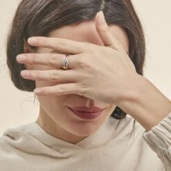 Bague Atlantide Or Jaune Diamant 13 Bague Atlantide Or Jaune Diamant -Garmin Soldes B3DFJDW717 model1