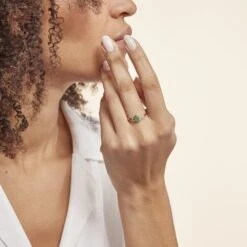 Bague Sagesse Or Jaune Emeraude Et Diamant -Garmin Soldes B3DFJEV147 model0