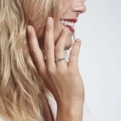 Bague Or Jaune Daegan Oxydes De Zirconium -Garmin Soldes B3DFJZW0ON model1