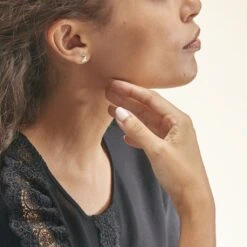 Boucles D'oreilles Puces Ouassima Or Blanc Diamant -Garmin Soldes B3OFBDW043 model0