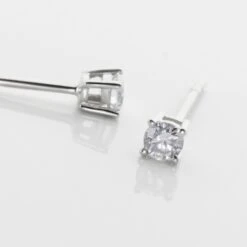 Boucles D'oreilles Puces Victoria Or Blanc Diamant -Garmin Soldes B3OFBDW803 view2