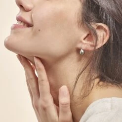 Boucles D'oreilles Puces Gatiene Or Blanc Perle De Culture Et Diamant -Garmin Soldes B3OFBHH002 model0