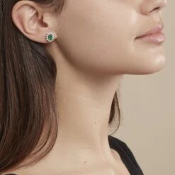 Boucles D'oreilles Puces Vladimir Or Jaune Diamant Et Emeraude 9 Boucles D'oreilles Puces Vladimir Or Jaune Diamant Et Emeraude -Garmin Soldes B3OFJEV077 model0