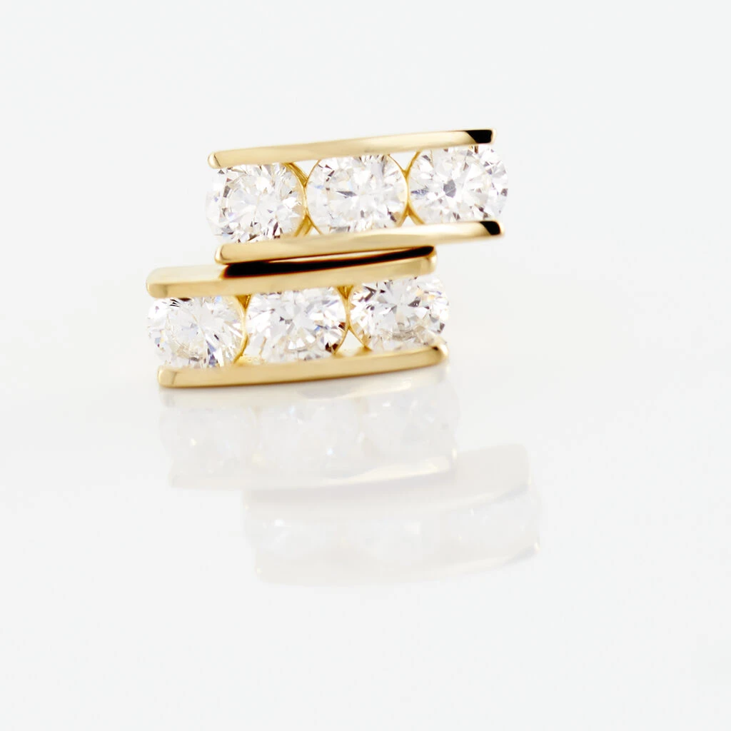 Boucles D'oreilles Puces Rachilda Or Jaune Oxyde De Zirconium 5 Boucles D'oreilles Puces Rachilda Or Jaune Oxyde De Zirconium – Image 3