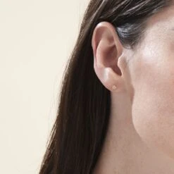 Boucles D'oreilles Puces Aubepine Or Jaune Oxyde -Garmin Soldes B3OFJZW963 model0