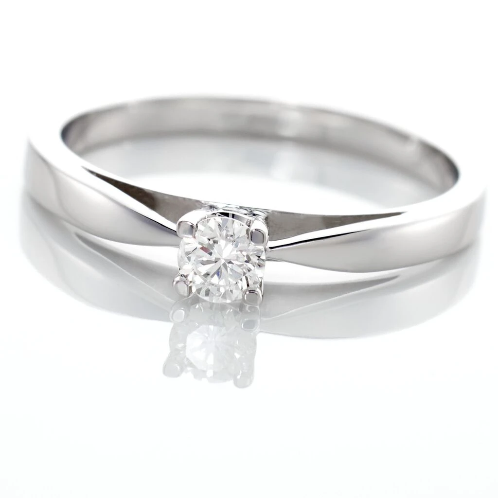 Bague Solitaire Celina Or Blanc Diamant 9 Bague Solitaire Celina Or Blanc Diamant – Image 7
