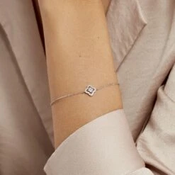 Bracelet Abigail Argent Blanc Oxyde De Zirconium -Garmin Soldes FABFBZW624 model1