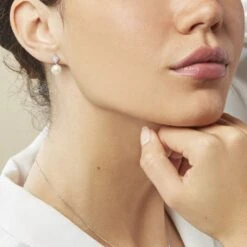 Boucles D'oreilles Pendantes Shirine Argent Perle De Culture Et Oxyde 9 Boucles D'oreilles Pendantes Shirine Argent Perle De Culture Et Oxyde -Garmin Soldes FAOFBU2131 model0