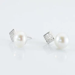 Boucles D'oreilles Pendantes Shirine Argent Perle De Culture Et Oxyde 8 Boucles D'oreilles Pendantes Shirine Argent Perle De Culture Et Oxyde -Garmin Soldes FAOFBU2131 view2