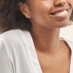 Boucles D'oreilles Puces Argent Blanc Sylvan Oxydes De Zirconium -Garmin Soldes FAOFBZW1QK model0