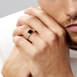 Chevalière Plaqué Or Jaune Ariston Email Noir 12 Chevalière Plaqué Or Jaune Ariston Email Noir -Garmin Soldes FQHHJWN004 model0