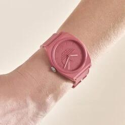 Montre Adidas Rouge -Garmin Soldes HXMFXQR002 model1