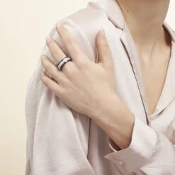 Bague Noire Ceramique Blanc Céramique Et Strass -Garmin Soldes MRDFBXN161 model1